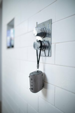 Водоустойчива Bluetooth преносима тонколонка AV:LINK Wave с вградена батерия, сива | AVStore