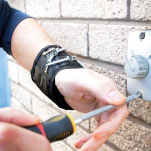 Магнитна лента за китка Mercury, универсален размер, черна | AVStore