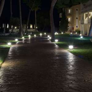 LED градинска лампа 10W 4000K VT-830 V-TAC бяла | AVStore